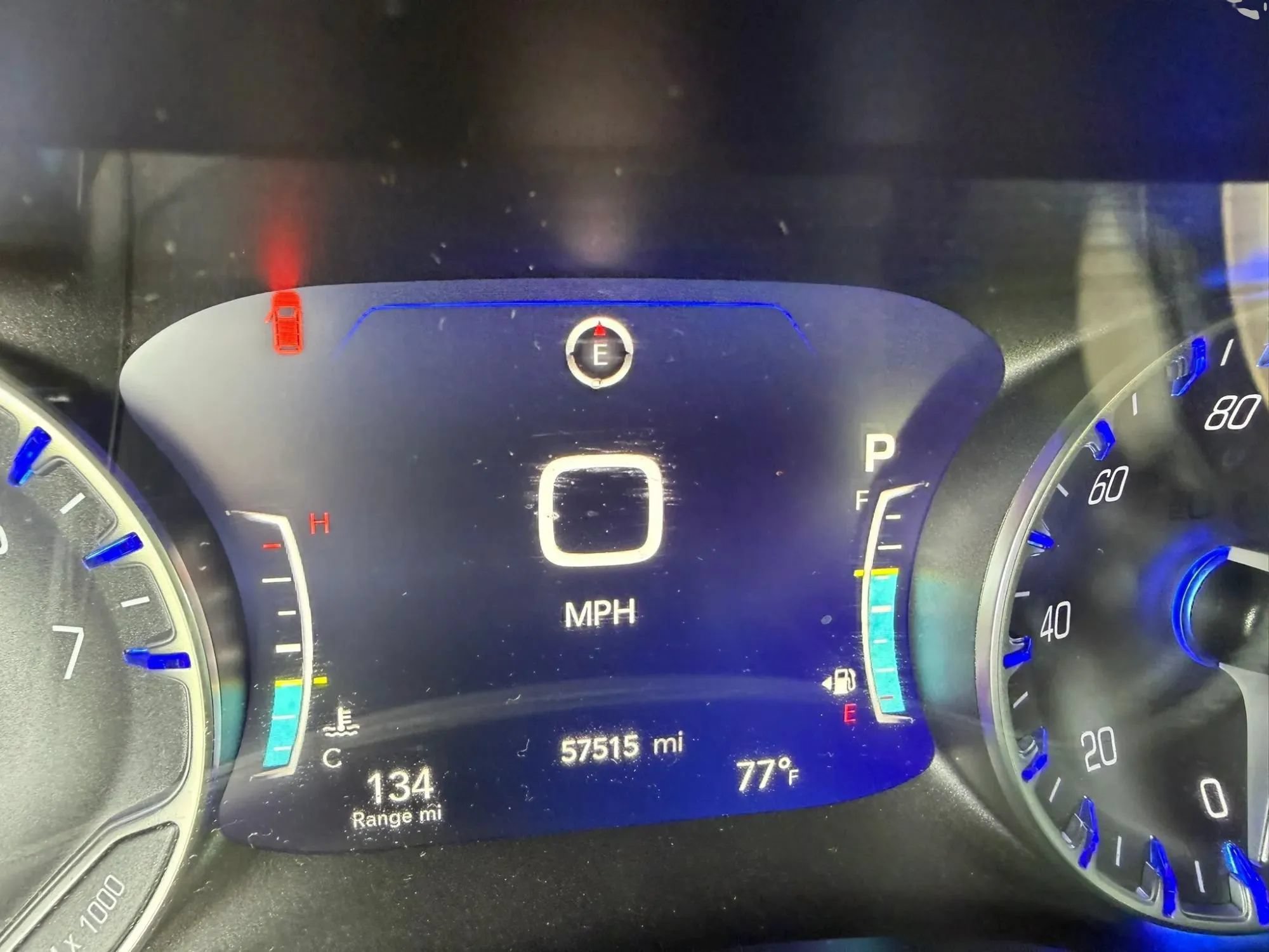 Used 2023 Chrysler Pacifica Touring-L FWD image 19