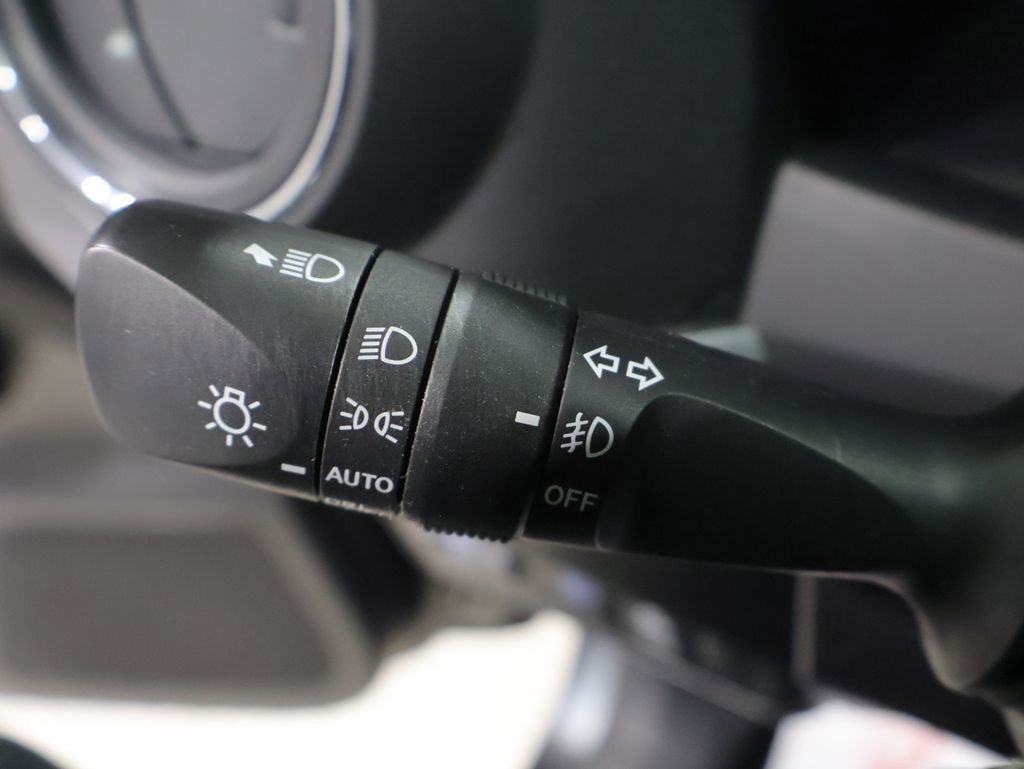 Used 2022 Toyota Tacoma TRD Off-Road w/ Technology Package image 35