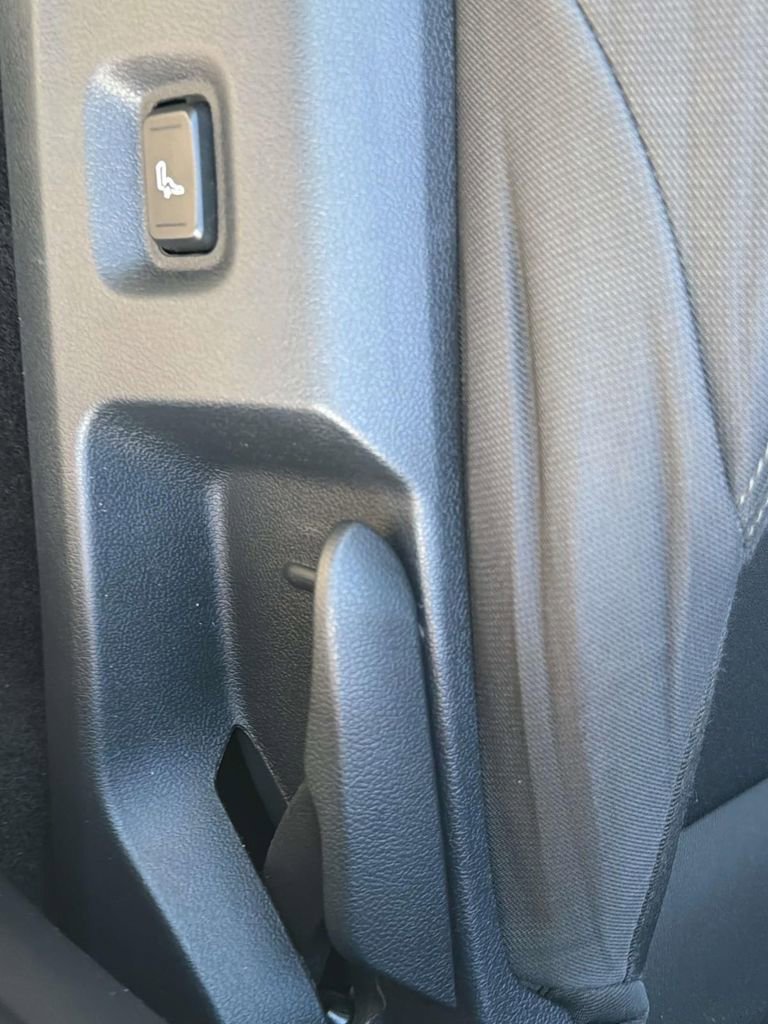 Certified 2025 Toyota Tacoma SR5 image 25