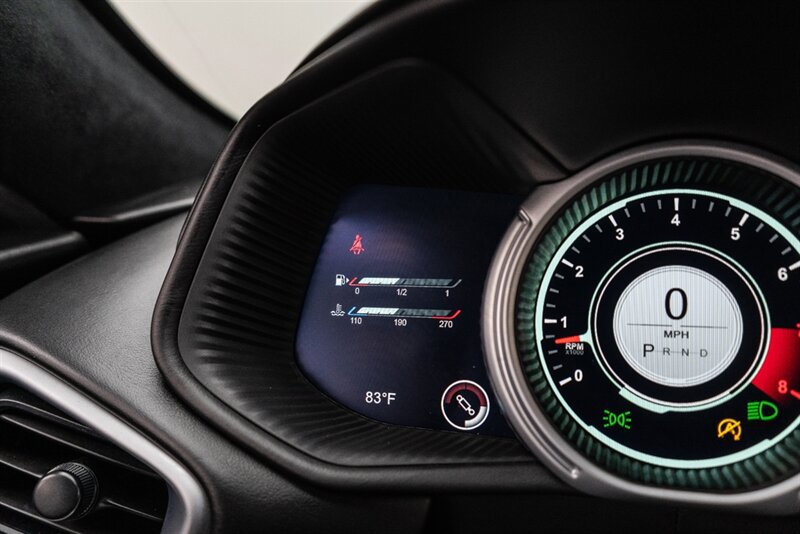 Used 2018 Aston Martin DB11 V12 RWD image 99