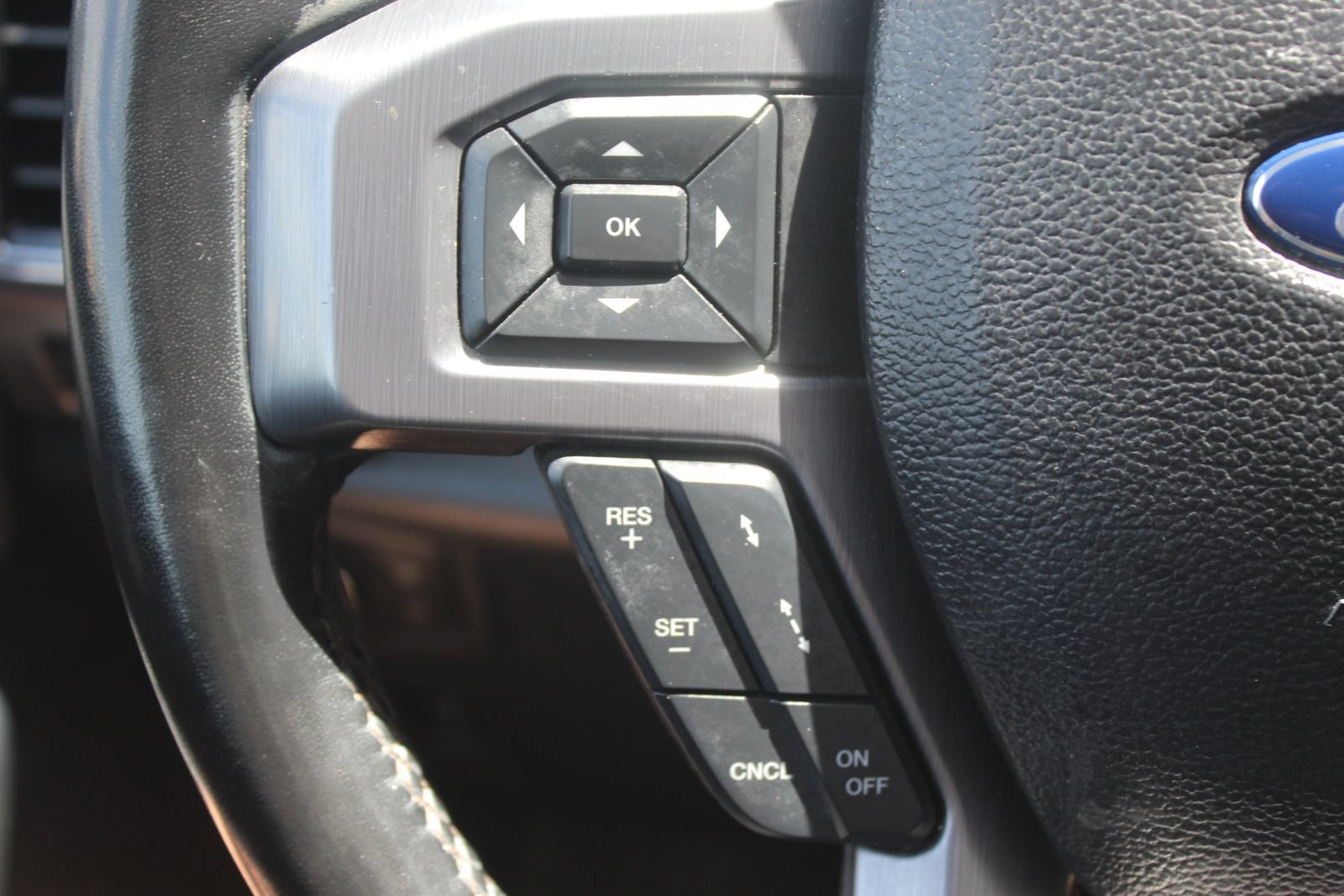 Used 2019 Ford Expedition Max Platinum AWD/4WD image 29