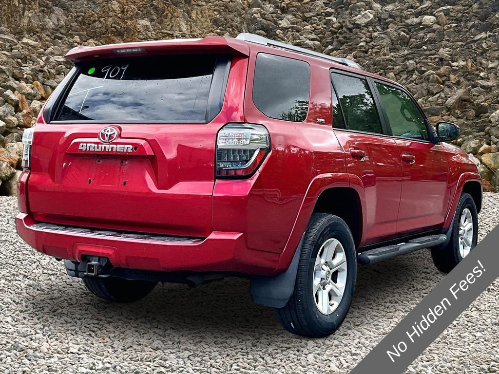 Used 2015 Toyota 4Runner SR5 AWD/4WD image 2
