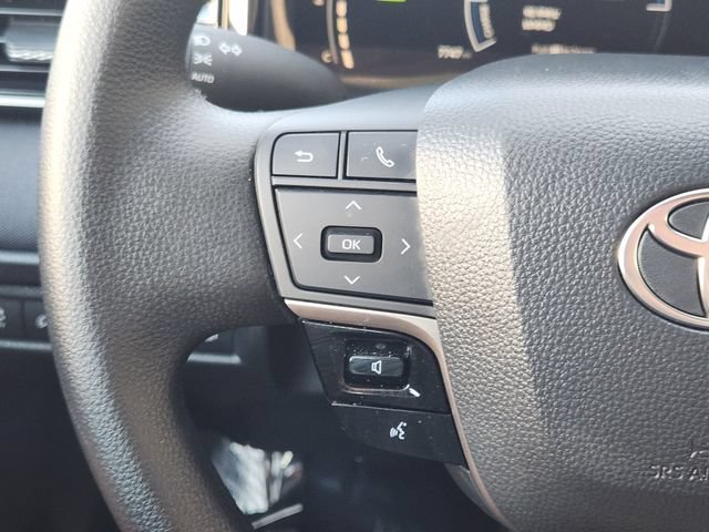 Used 2026 Toyota Camry LE FWD image 27