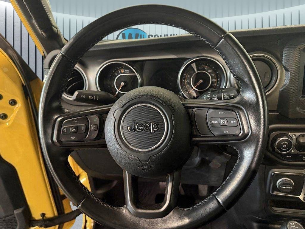 Used 2020 Jeep Wrangler Unlimited Willys image 10