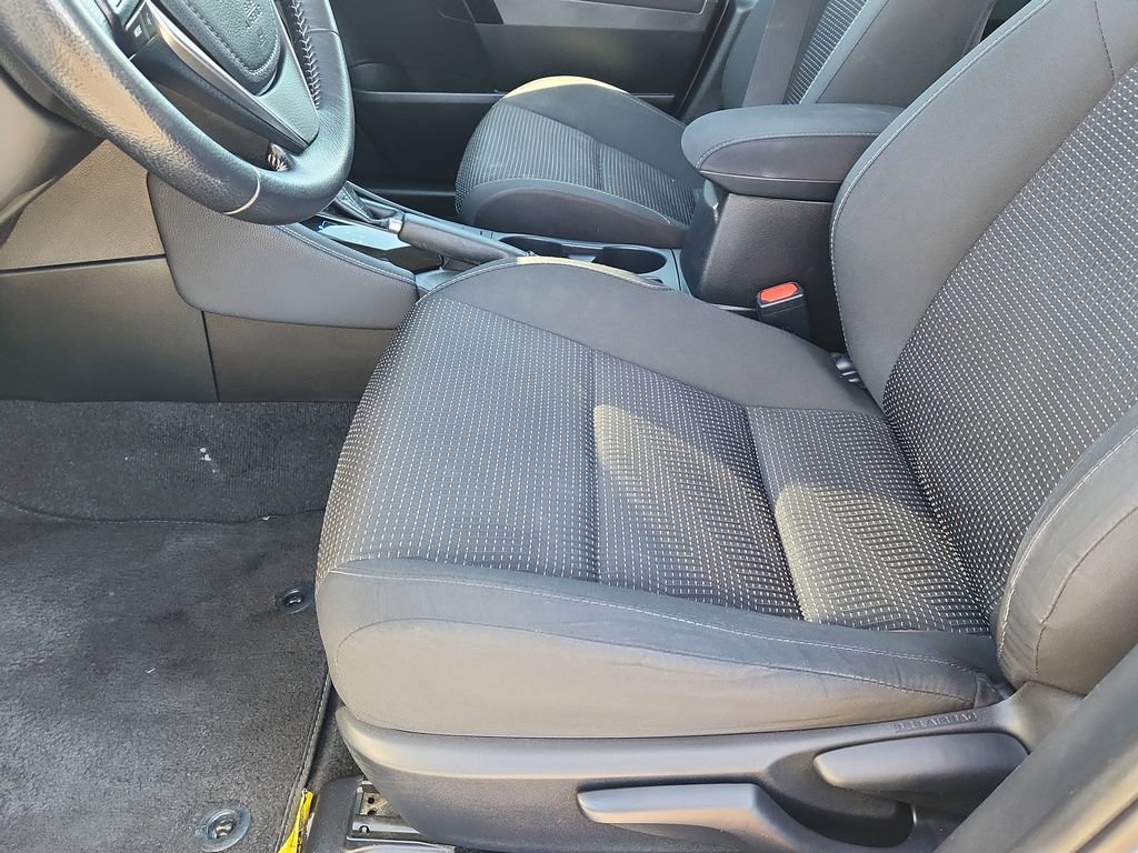 Used 2018 Toyota Corolla iM w/ Carpet Mat Package (TMS) FWD image 9