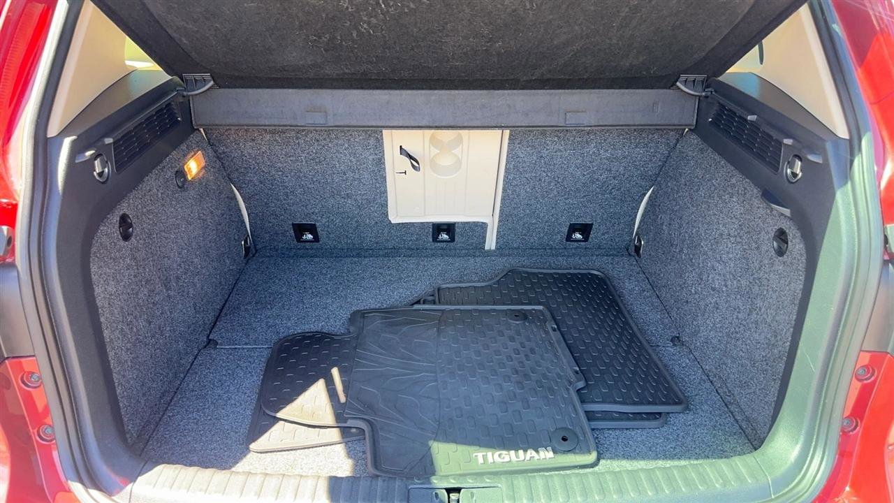 Used 2016 Volkswagen Tiguan S image 34