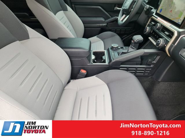 Used 2025 Toyota Tacoma TRD Off-Road image 15