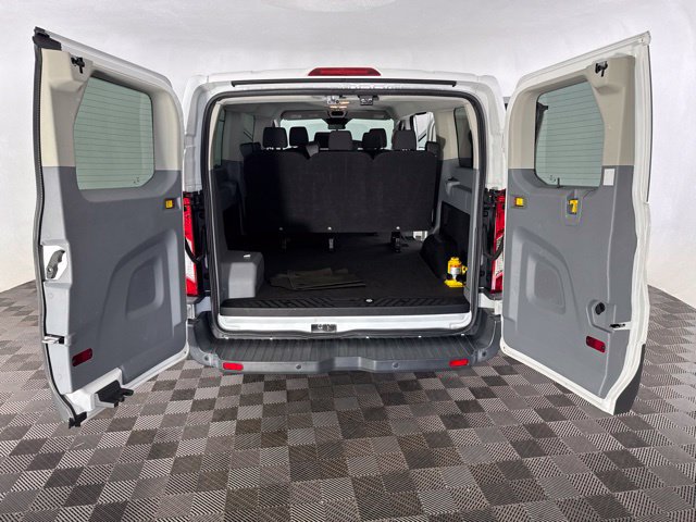 Used 2018 Ford Transit 150 XL RWD image 17
