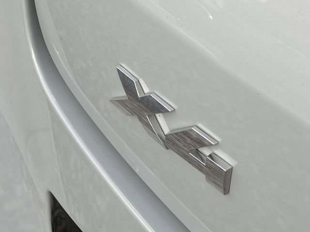 Certified 2025 BMW X4 M40i image 8