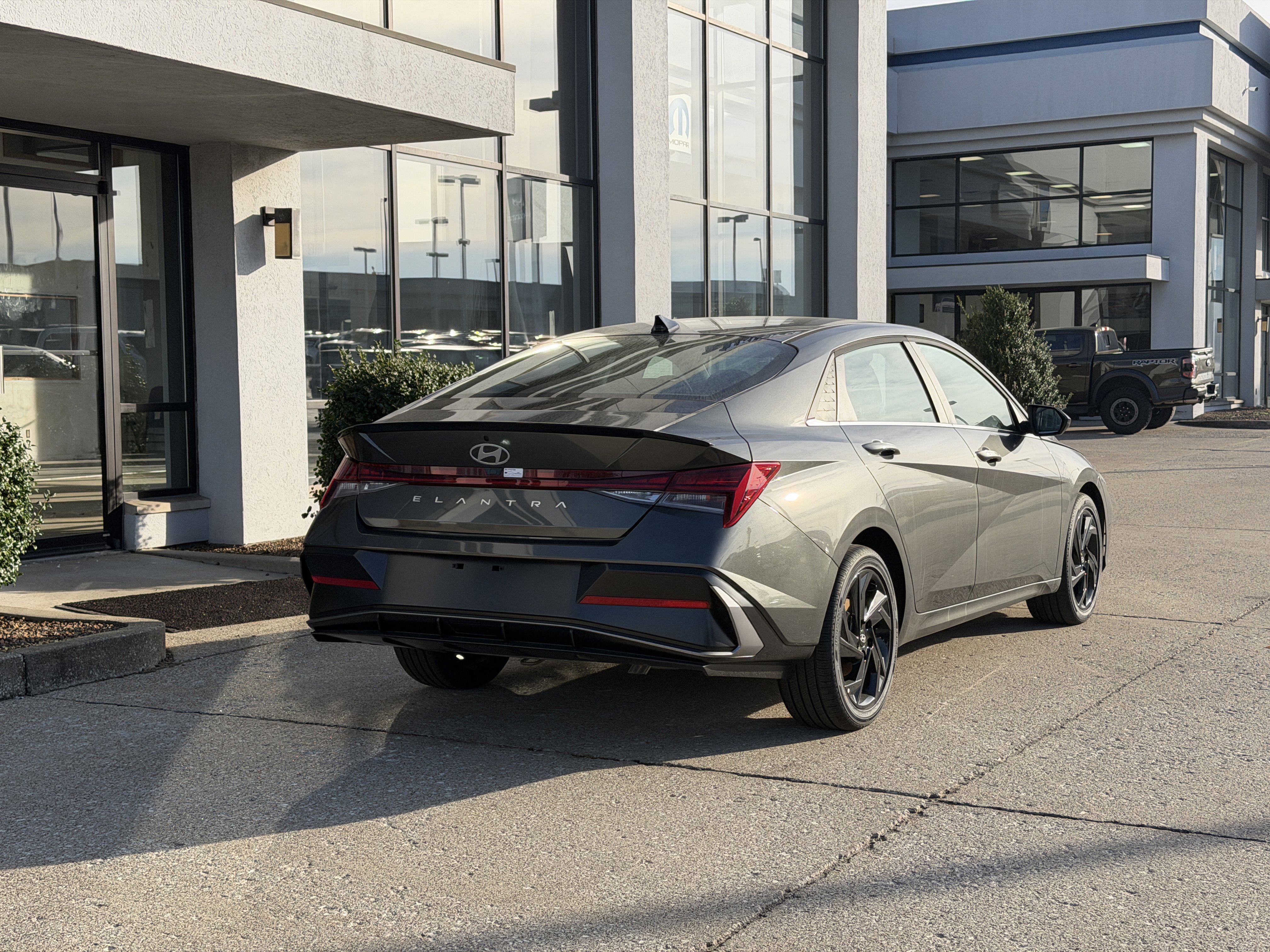 New 2026 Hyundai Elantra SEL Sport FWD image 5