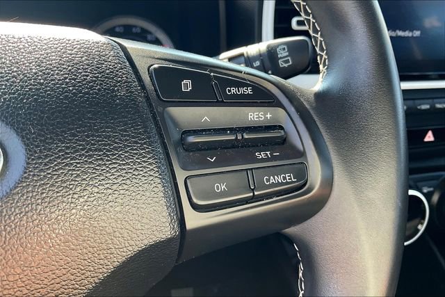 Certified 2022 Hyundai Venue Limited image 19