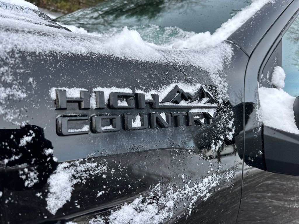 Certified 2024 Chevrolet Silverado 2500 High Country w/ High Country Premium Package image 15