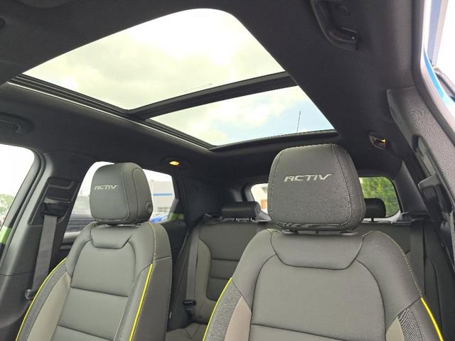 Used 2025 Chevrolet TrailBlazer ACTIV w/ Convenience Package image 4