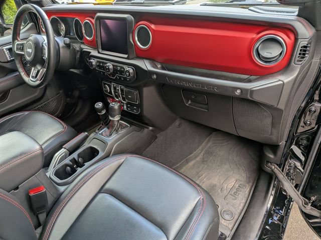 Certified 2022 Jeep Wrangler Unlimited Rubicon w/ Xtreme Recon 35" Tire Package AWD/4WD image 31