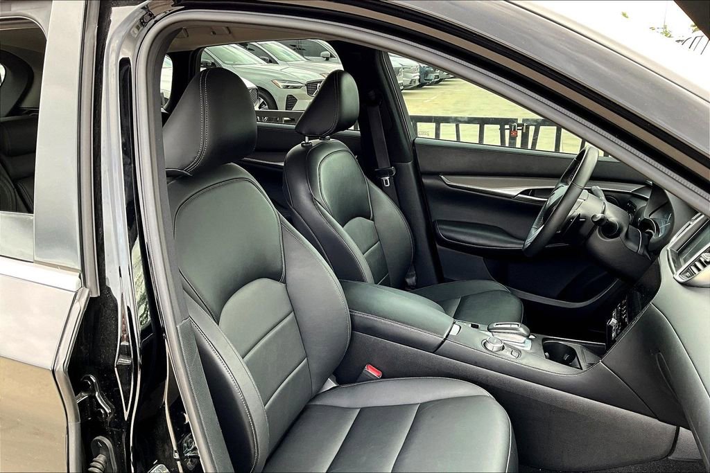 Used 2023 INFINITI QX50 Pure image 10