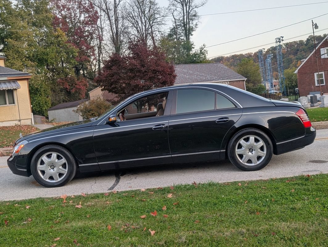 Used 2005 Maybach 57 RWD image 11