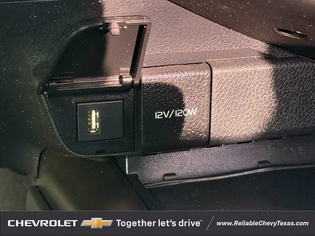 Used 2023 Toyota Camry SE FWD image 21
