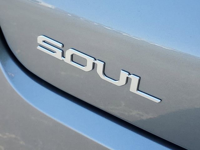 Used 2025 Kia Soul LX FWD image 6