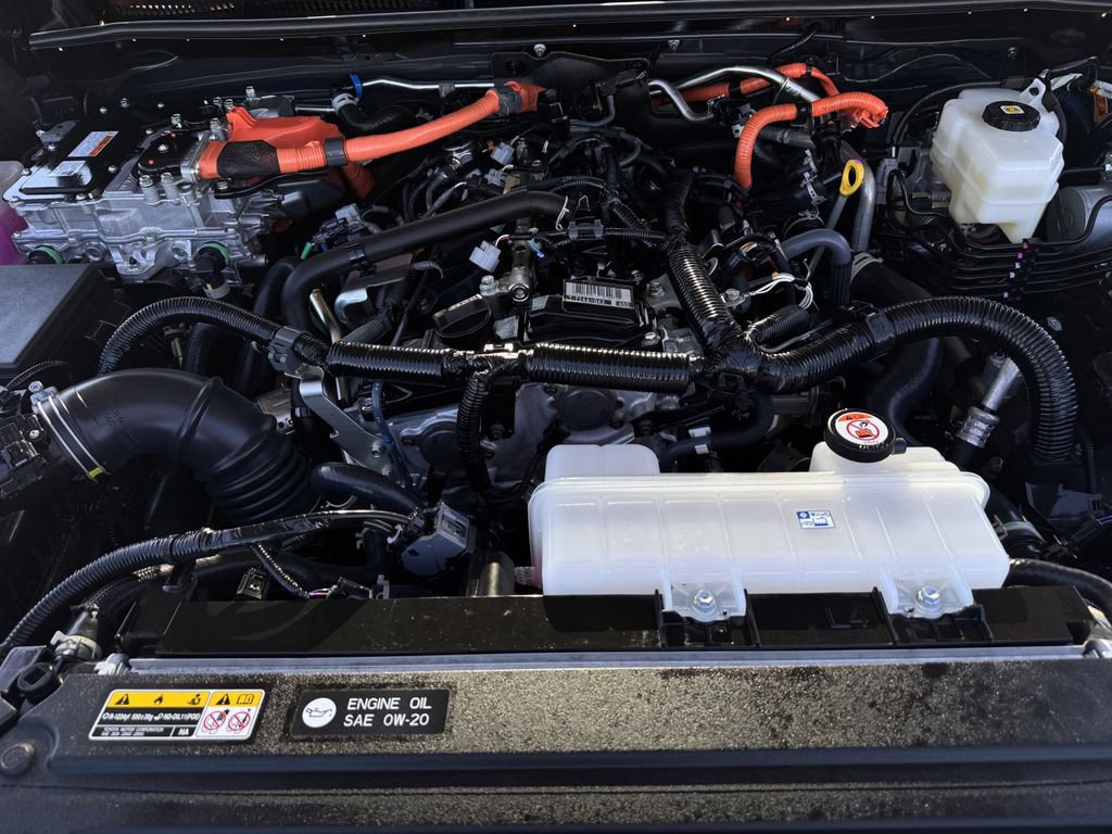 Used 2025 Toyota 4Runner TRD Off-Road Premium w/ Tow Technology Package image 32