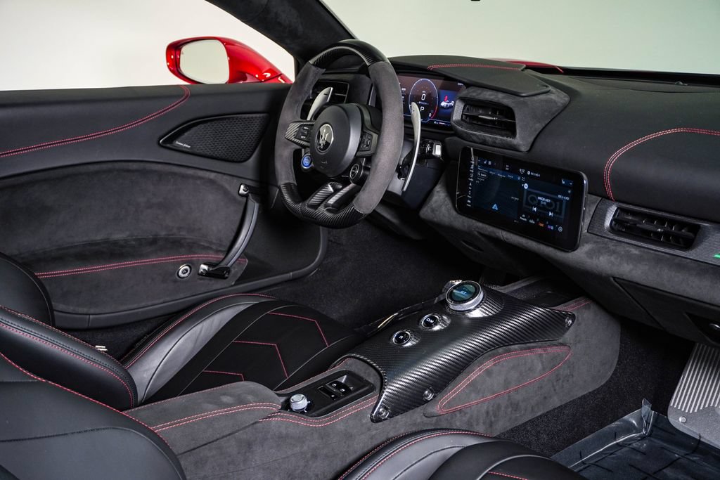 Used 2023 Maserati MC20 Coupe RWD image 16