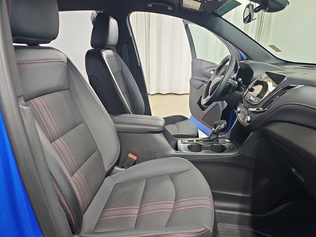 Certified 2024 Chevrolet Equinox RS AWD/4WD image 13