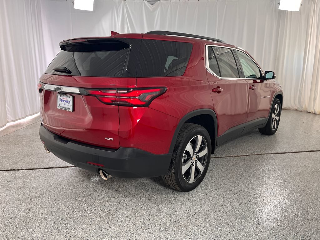 Used 2023 Chevrolet Traverse LT w/ LT Premium Package AWD/4WD image 12
