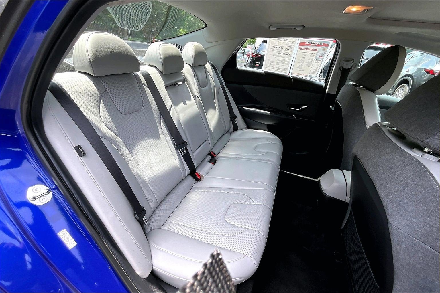 Used 2024 Hyundai Elantra Limited FWD image 26