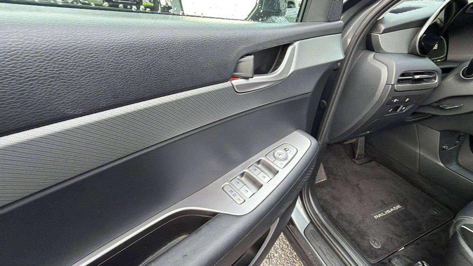 Used 2023 Hyundai Palisade XRT FWD image 16