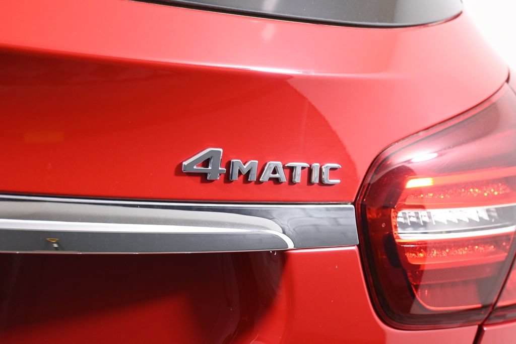 Used 2019 Mercedes-Benz GLA 250 4MATIC image 40