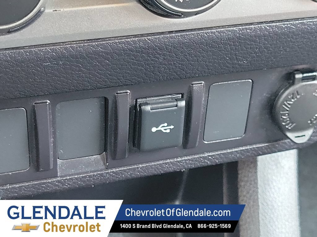 Used 2023 Toyota Tacoma SR5 RWD image 28