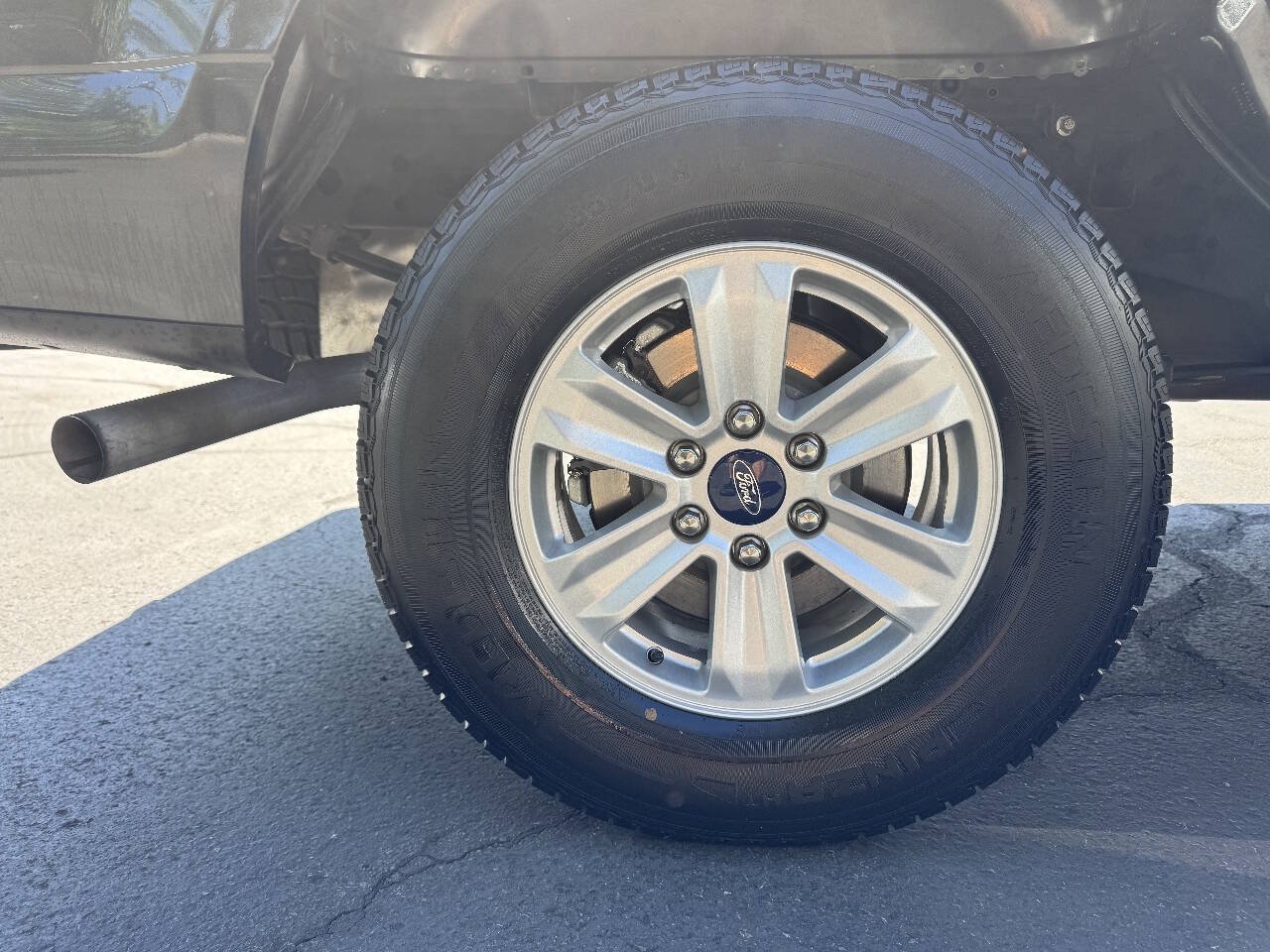 Used 2019 Ford F150 XL w/ Equipment Group 101A Mid AWD/4WD image 14
