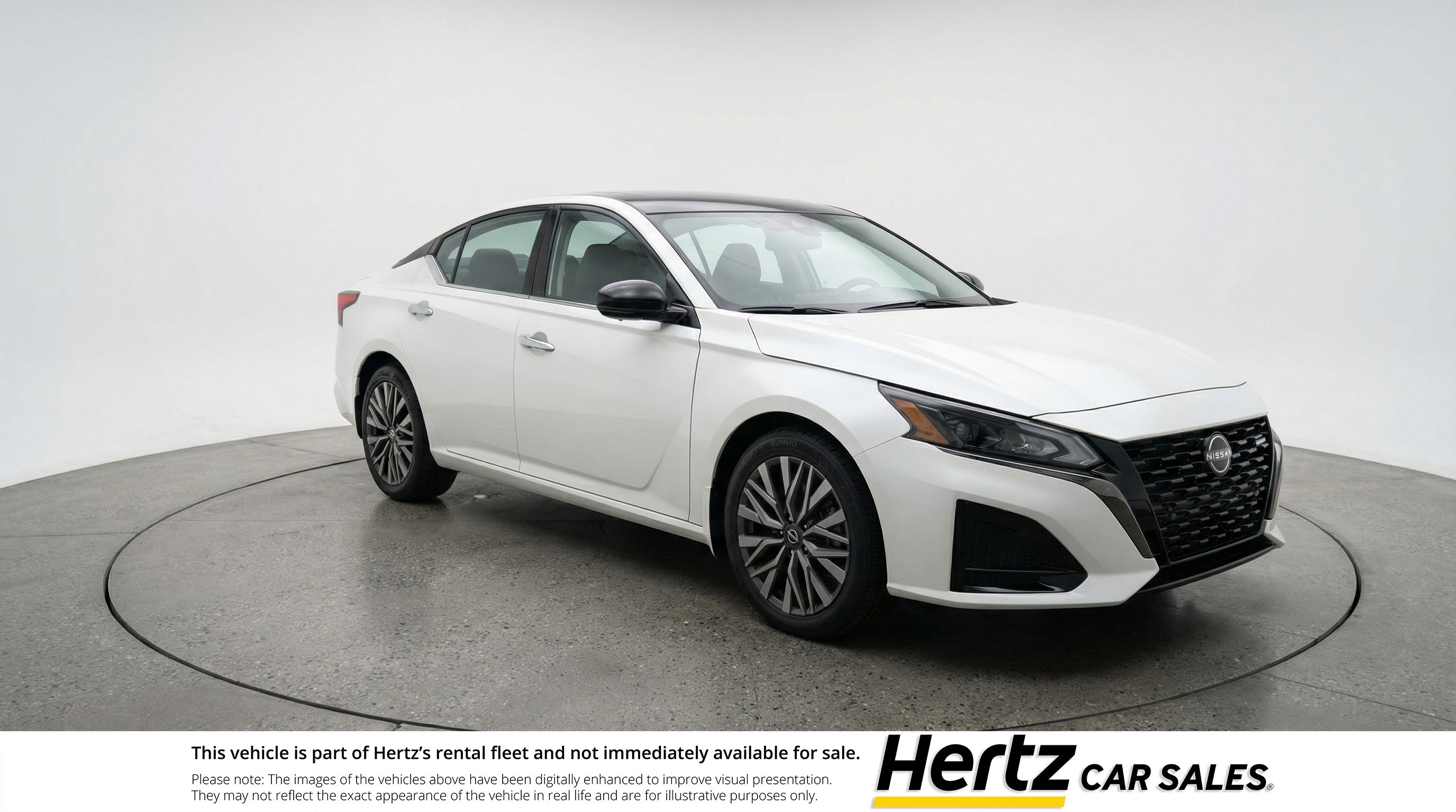 Used 2025 Nissan Altima 2.5 SV image 1