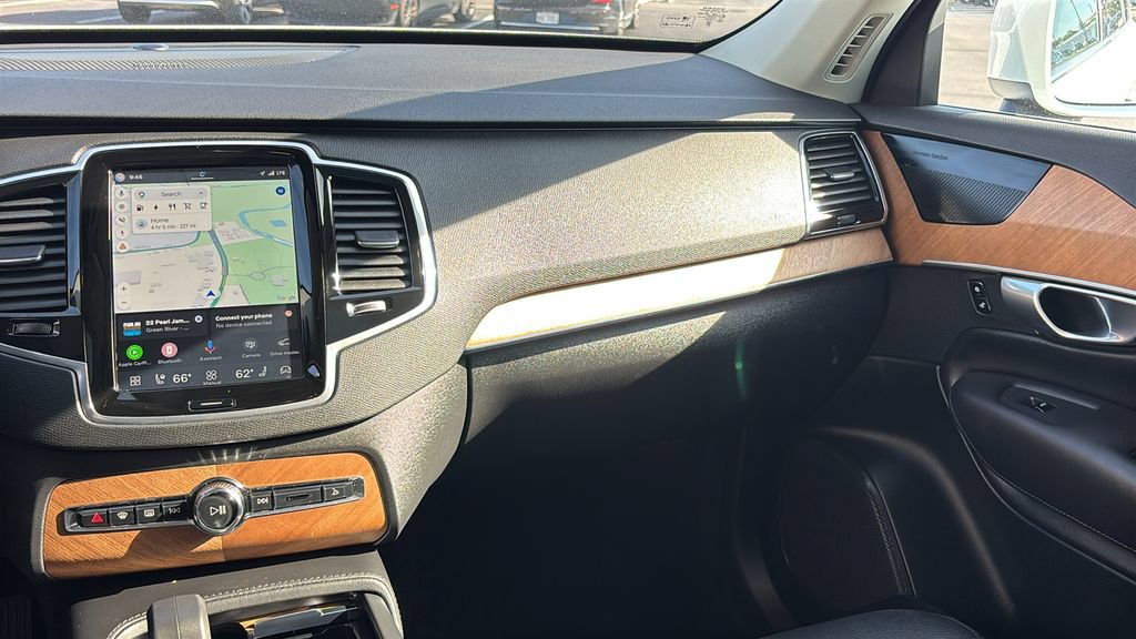 Certified 2024 Volvo XC90 T8 Plus w/ Protection Package Premier AWD/4WD image 7