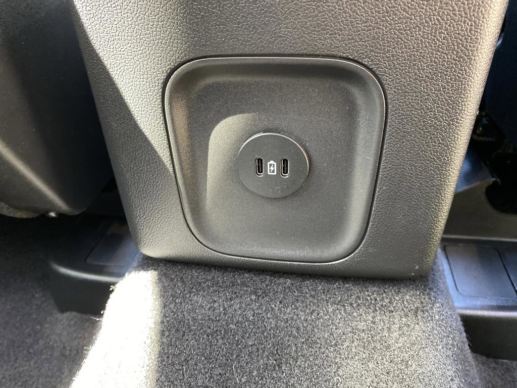 New 2025 Ford Escape SE w/ Class II Trailer Tow Package image 40