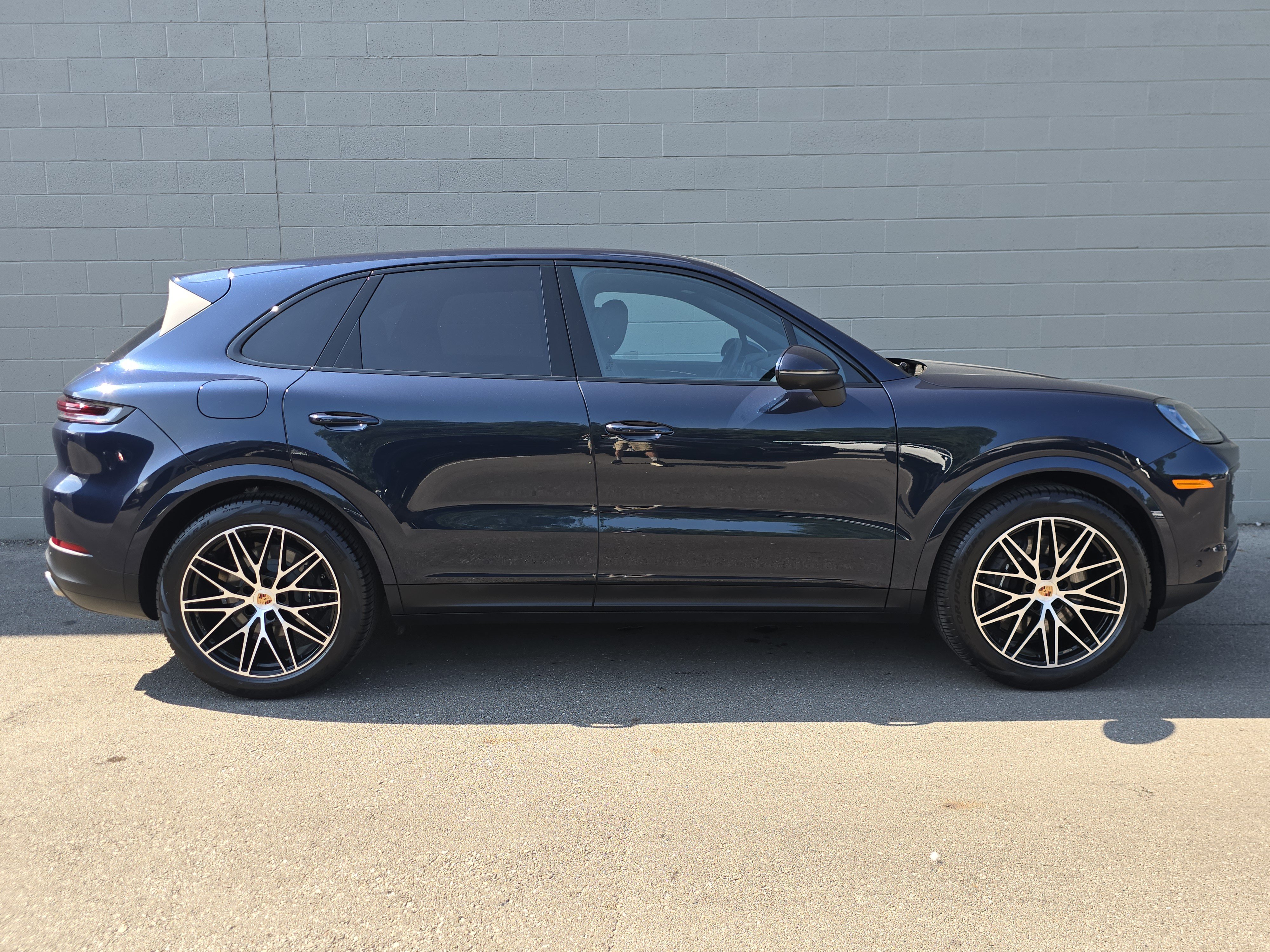 Certified 2026 Porsche Cayenne AWD/4WD image 17