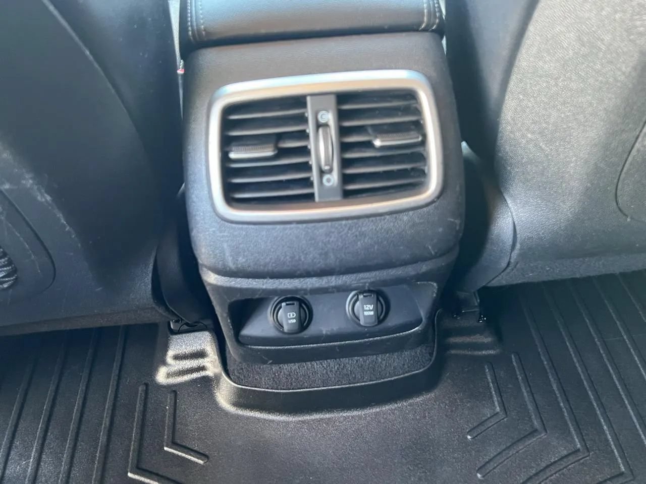 Used 2019 Kia Sorento EX FWD image 44