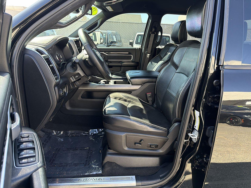Used 2022 RAM 2500 Laramie AWD/4WD image 18