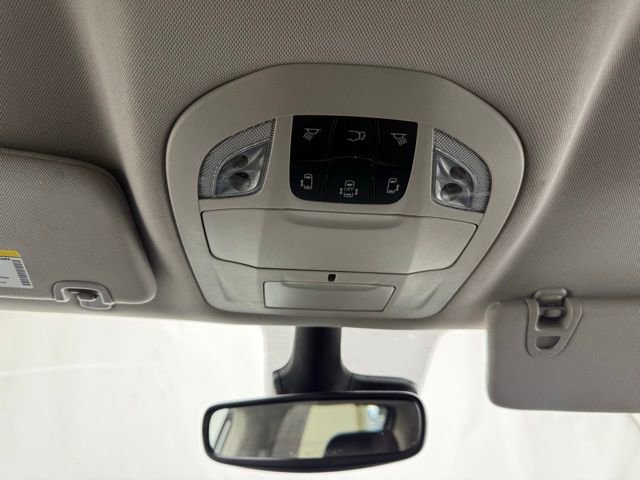 Used 2024 Chrysler Pacifica Touring-L image 41