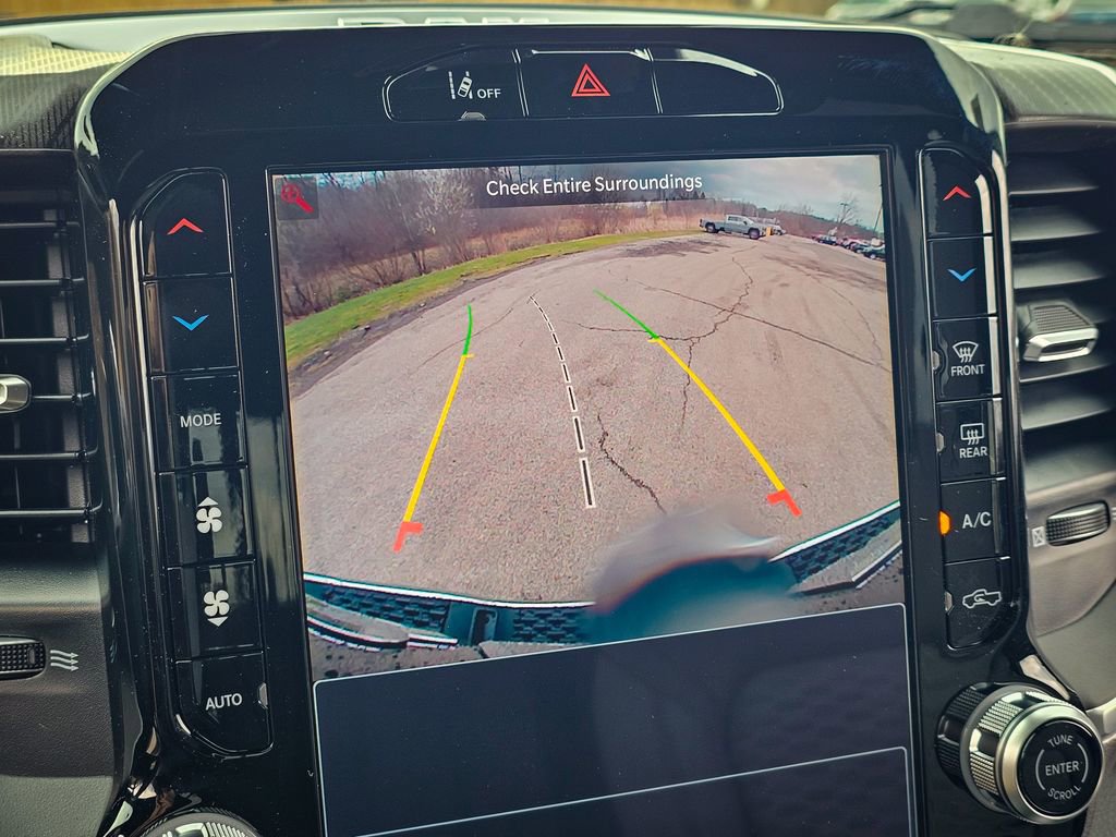 New 2026 RAM 1500 4x4 Crew Cab image 28