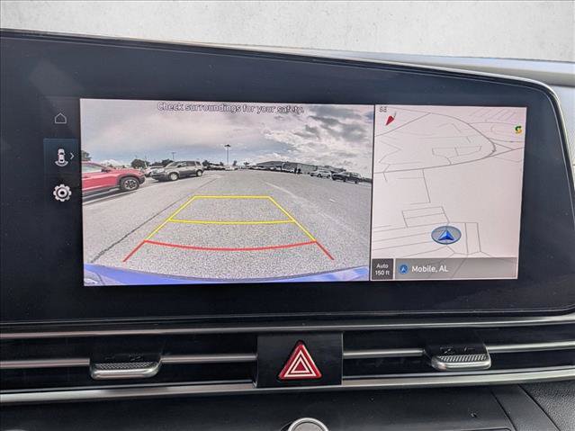 Used 2025 Hyundai Elantra SEL FWD image 13