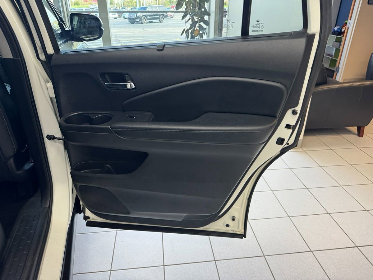 Used 2019 Honda Pilot Touring image 49