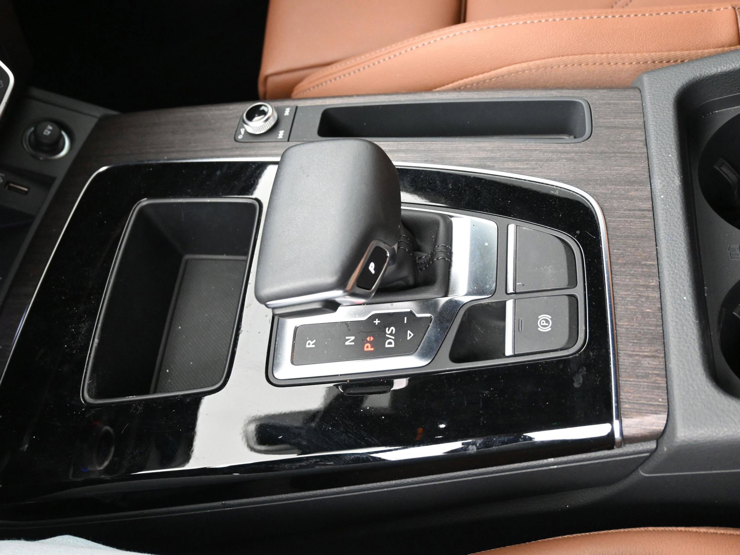 Used 2025 Audi Q5 2.0T Premium image 47