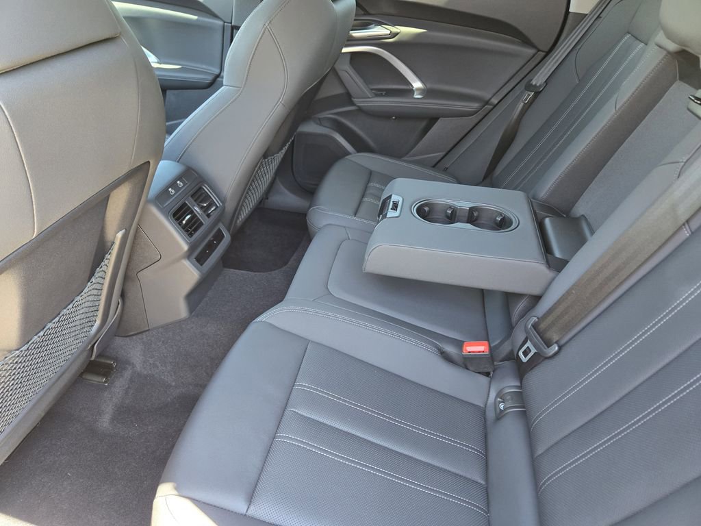 Certified 2025 Audi Q5 Premium Plus image 40