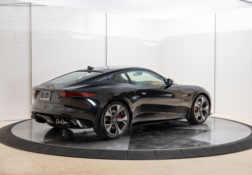 Used 2024 Jaguar F-TYPE R-Dynamic RWD image 5