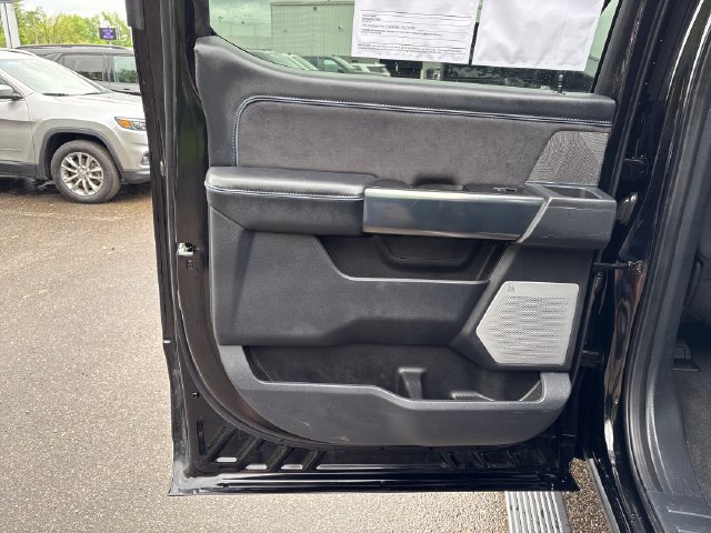 Used 2025 Ford F350 Platinum AWD/4WD image 20