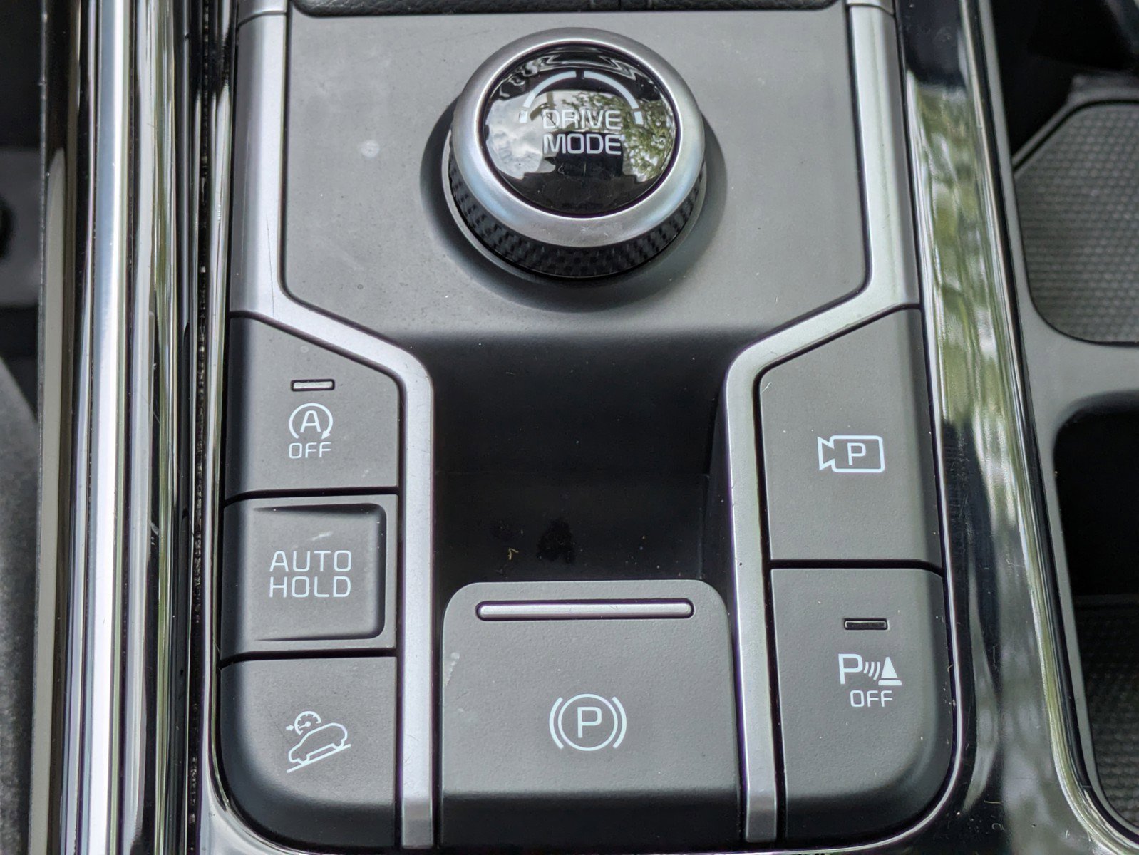 Certified 2023 Kia Sorento SX FWD image 30