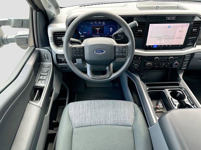 New 2026 Ford F350 XLT w/ XLT Premium Package AWD/4WD image 16