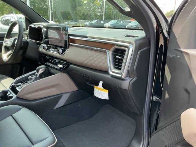 New 2026 GMC Canyon Denali AWD/4WD image 17