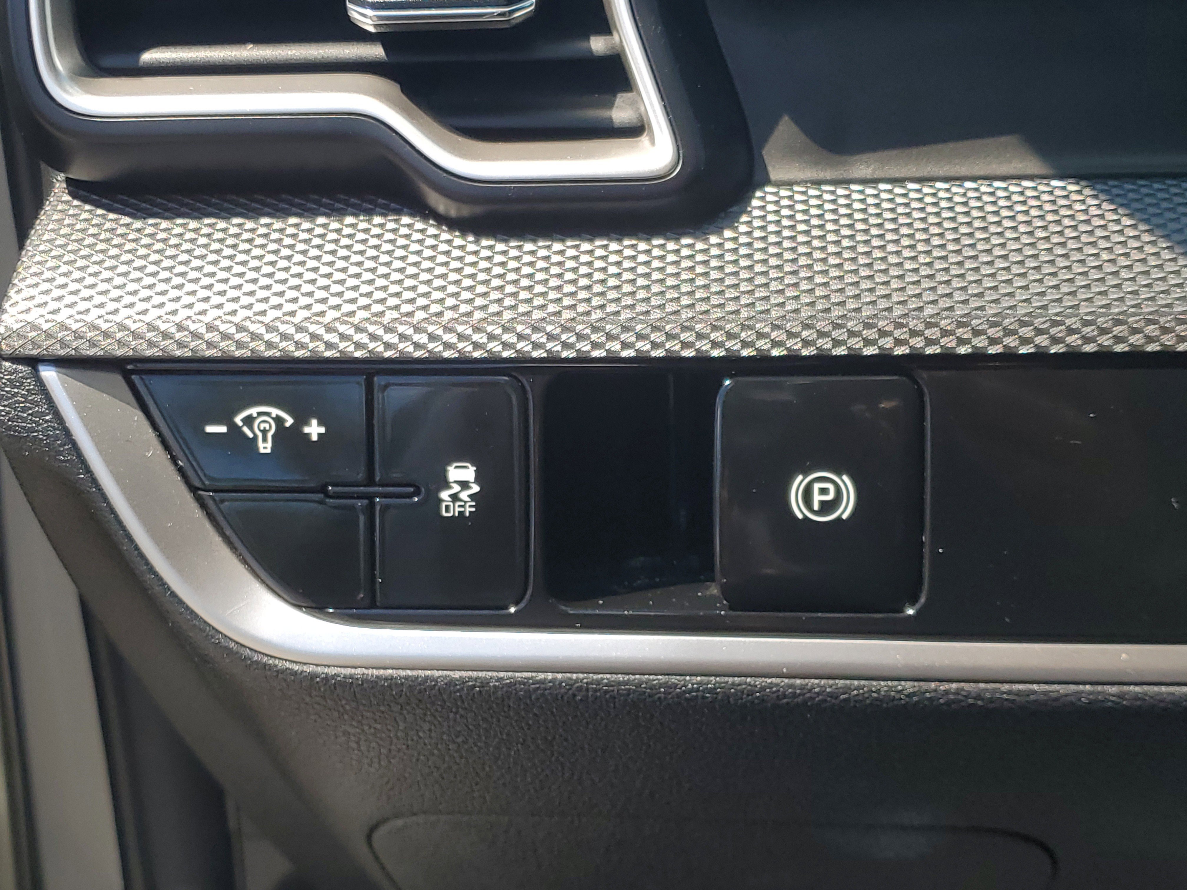 Used 2024 Kia Sportage LX image 30