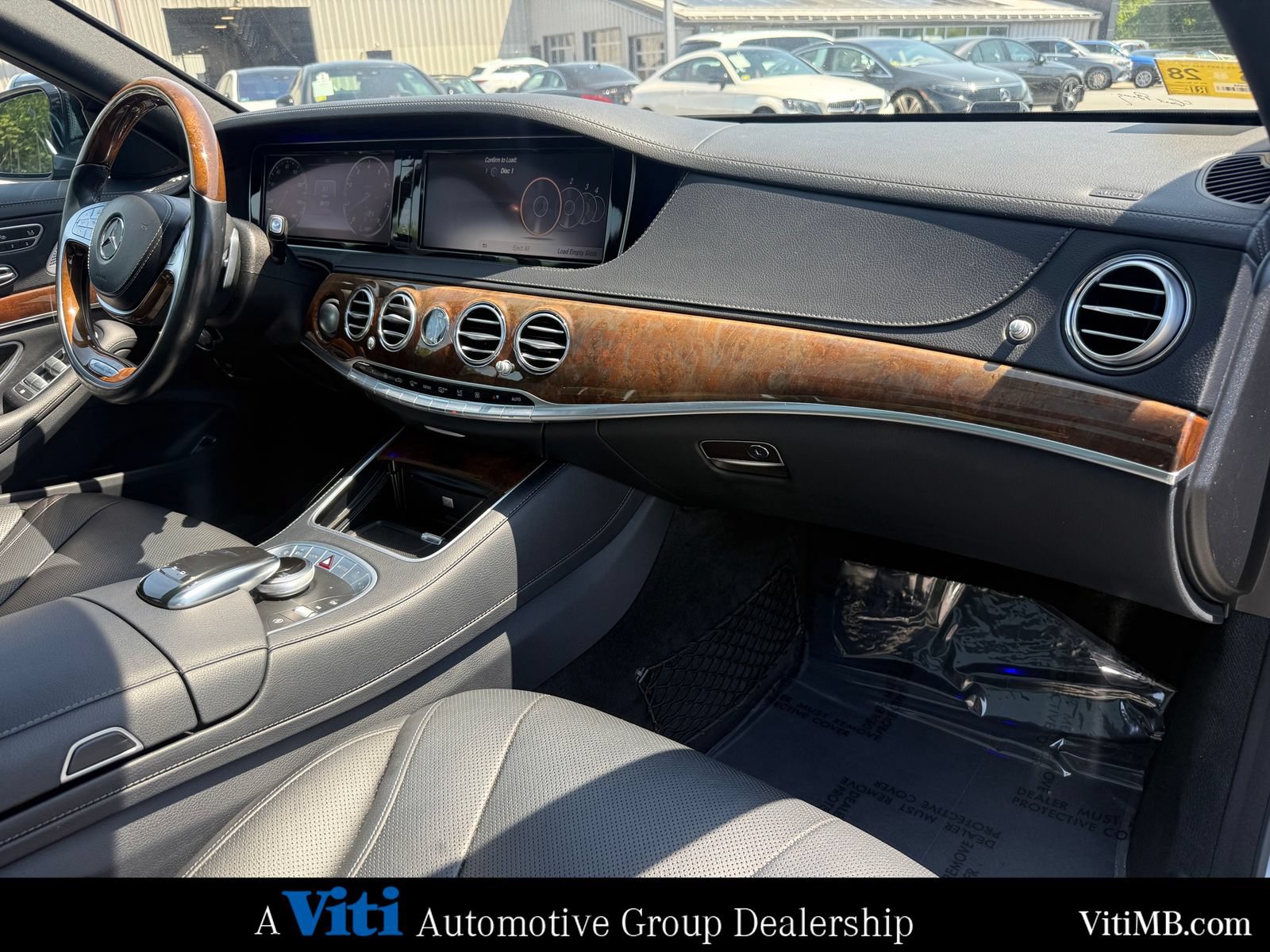 Used 2015 Mercedes-Benz S 550 4MATIC Sedan image 30